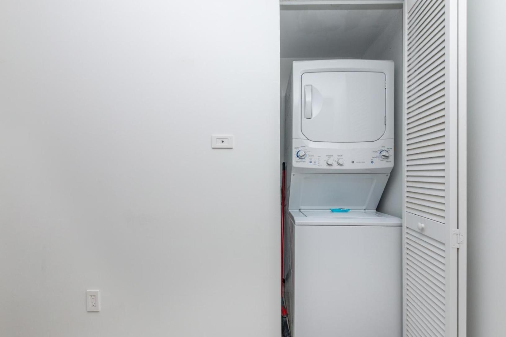 Modern One Bedroom Rental At Beach Walk Resort Miami 18Th Floor Hallandale Beach Extérieur photo